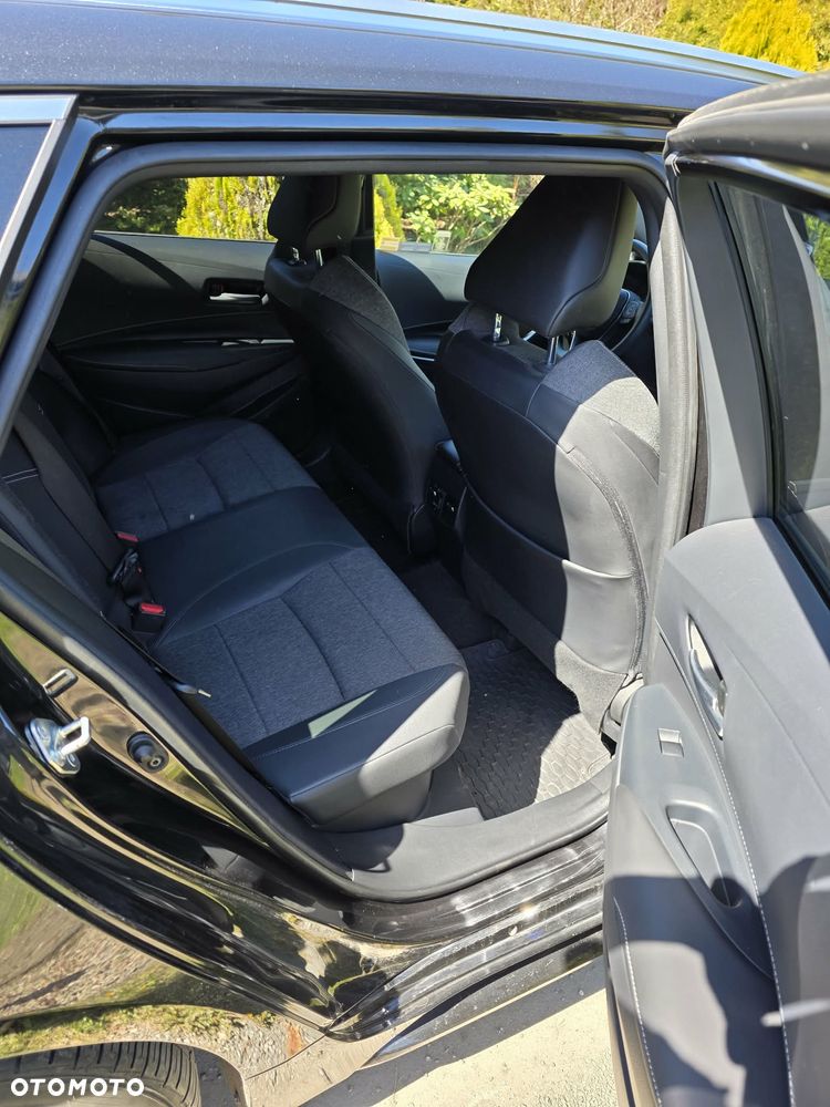 Toyota Corolla - 11