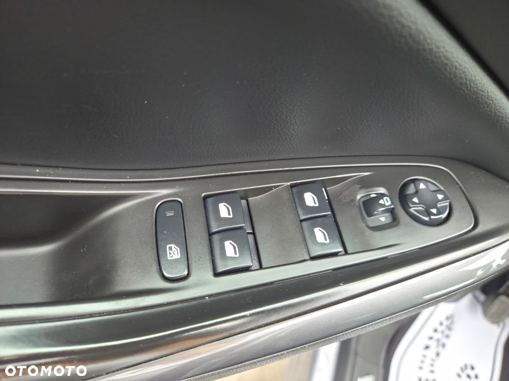 Opel Grandland X 1.6 CDTI Enjoy S&S - 18
