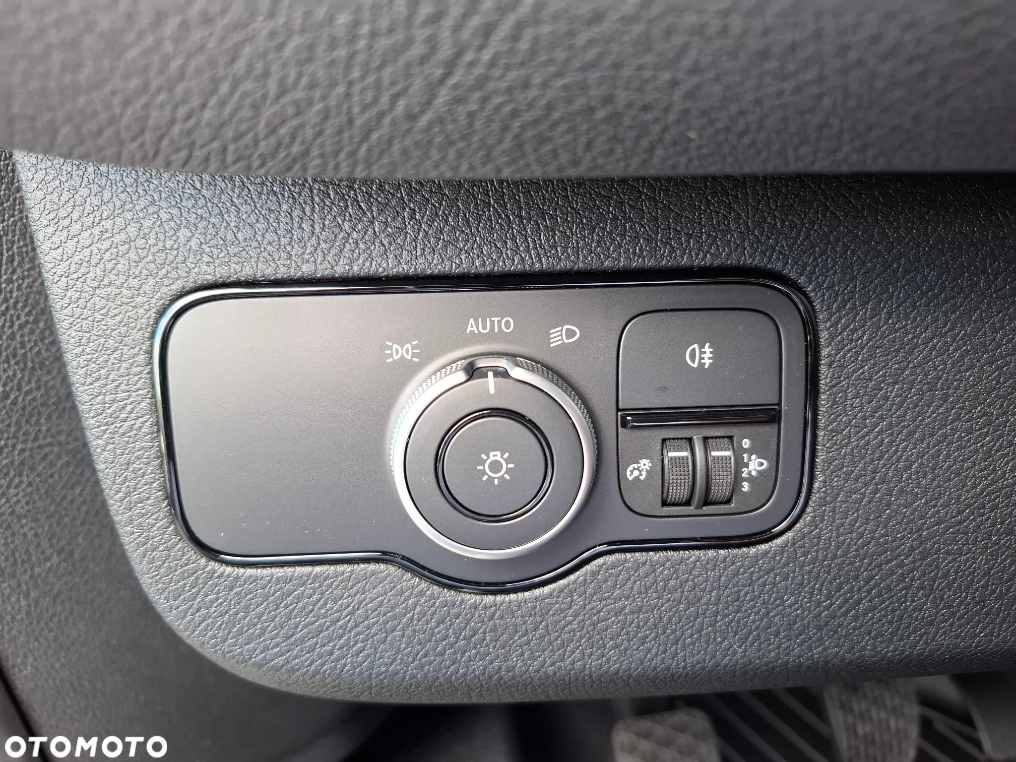 Mercedes-Benz Sprinter 315 CDI Furgon 3665 mm L2H1 - 33