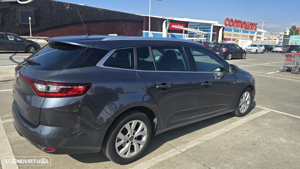 Renault Mégane Sport Tourer 1.5 Blue dCi Limited — fotografia 5