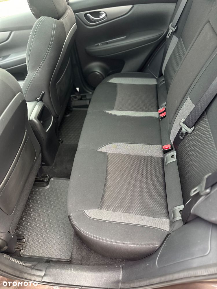 Nissan Qashqai 1.3 DIG-T N-Connecta DCT - 21