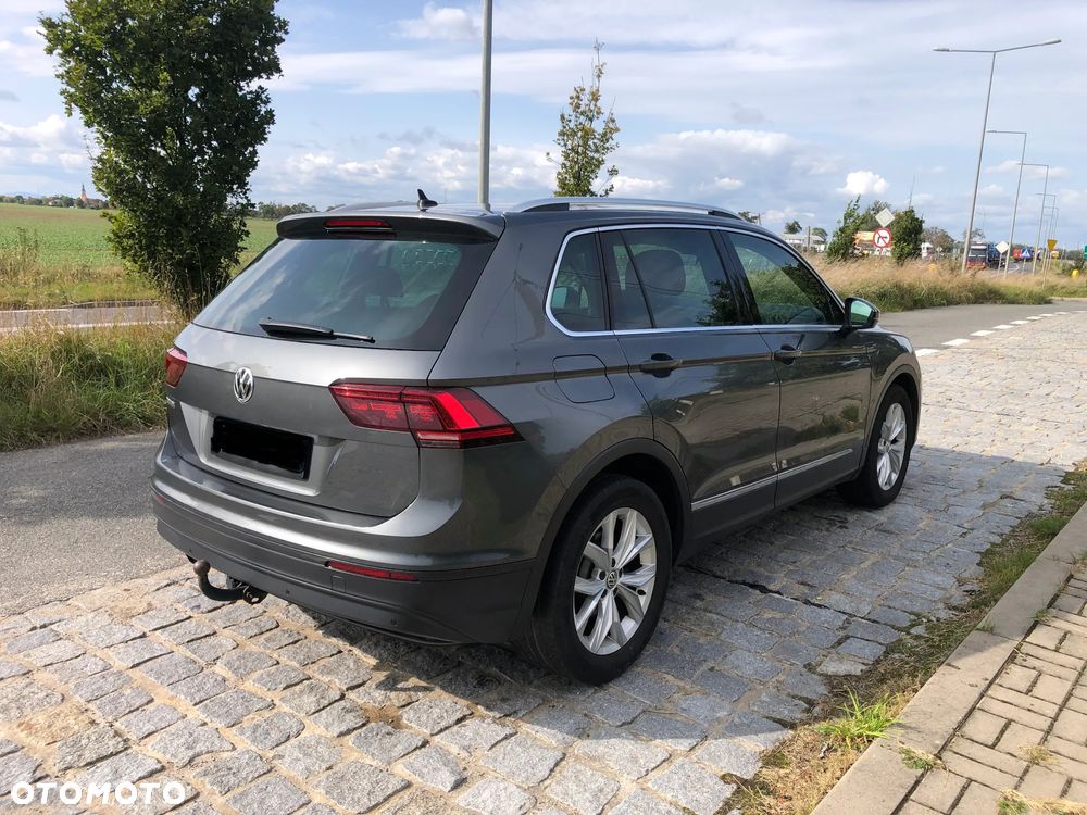 Volkswagen Tiguan - 4