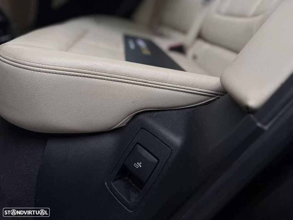 BMW X3 20 d xDrive Line Luxury - 13