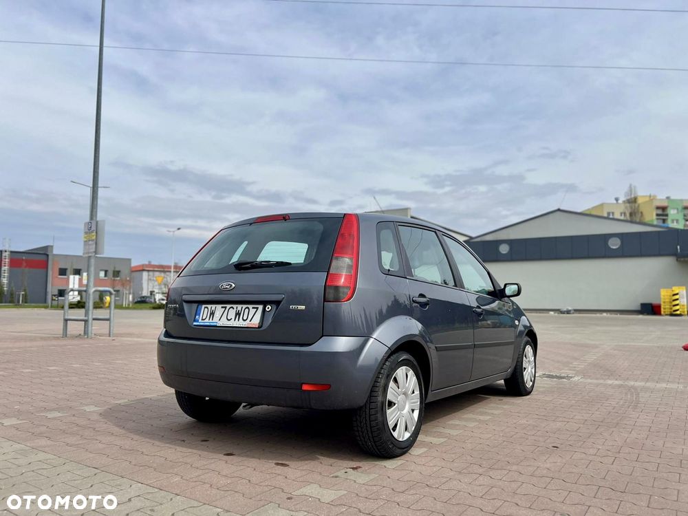 Ford Fiesta - 5