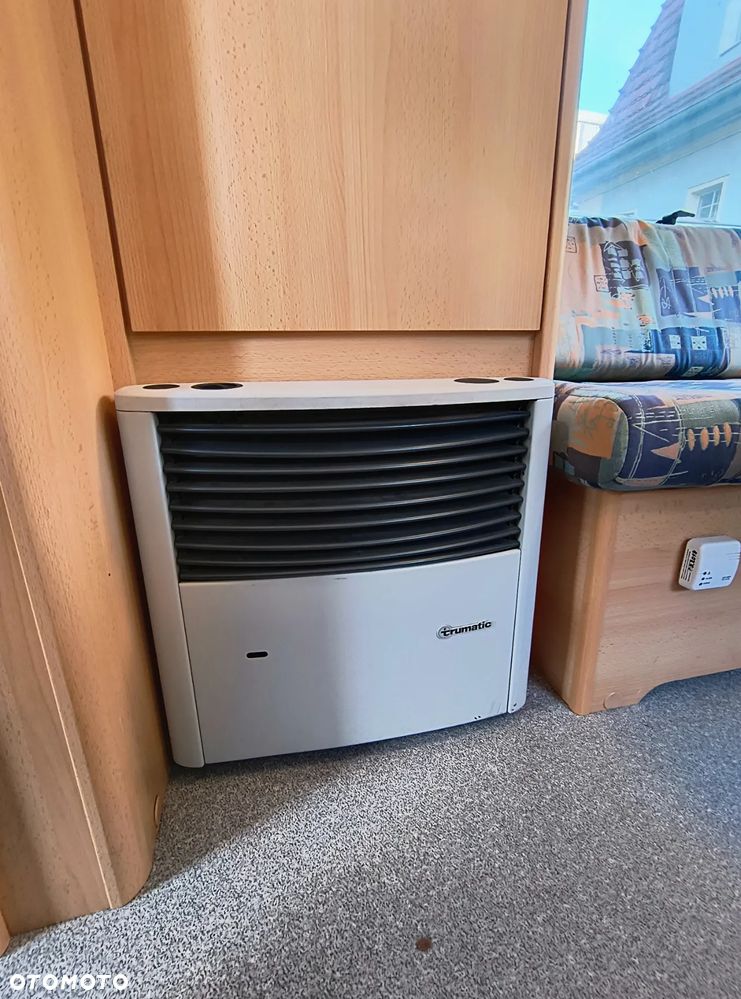 KNAUS Eifelland Holiday 395 - DMC 1000, na kat. B - 15