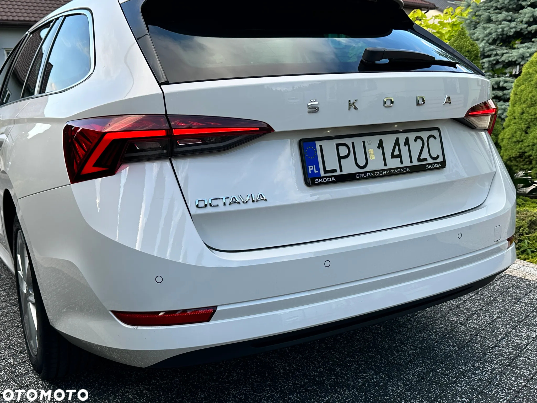 Skoda Octavia 2.0 TDI DSG Style - 37