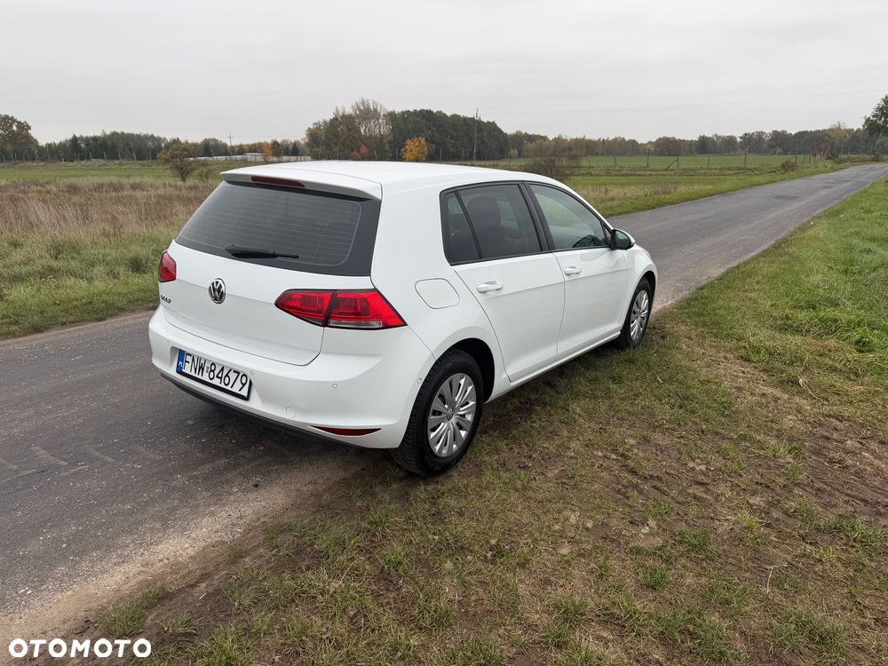 Volkswagen Golf 1.2 TSI BMT Trendline Perfectline - 5