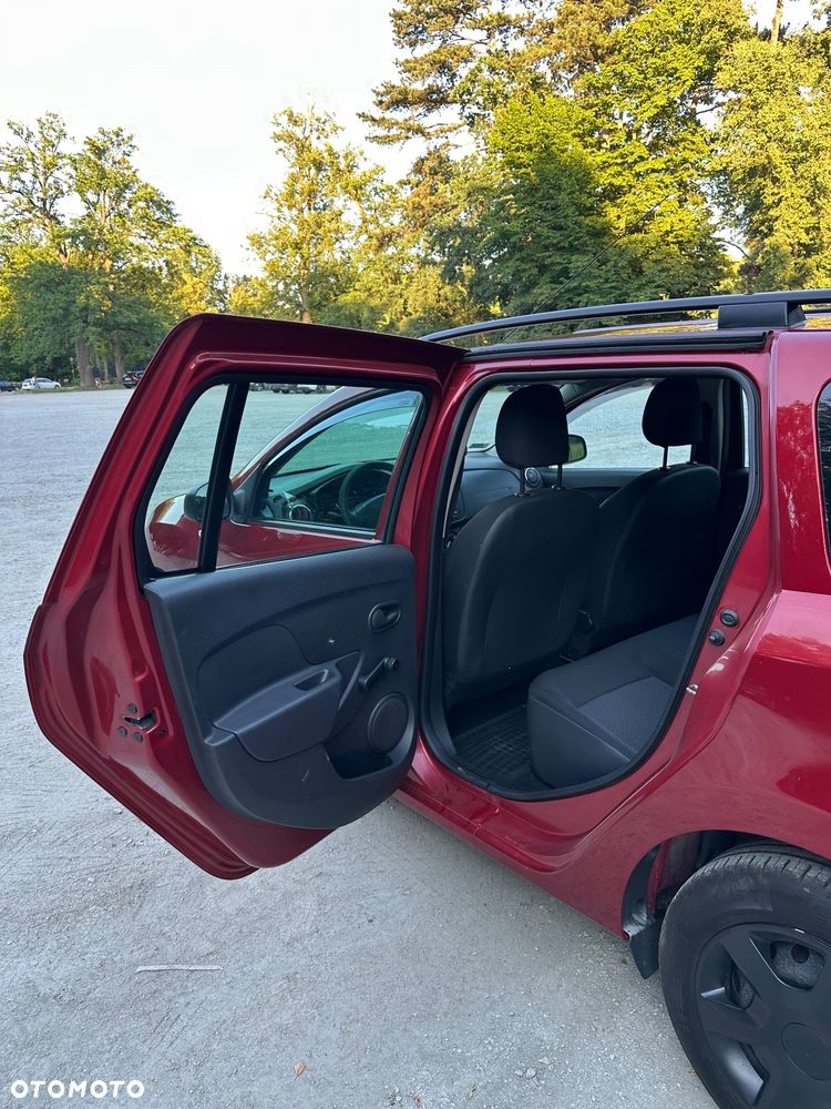 Dacia Logan 1.2 16V Laureate - 12