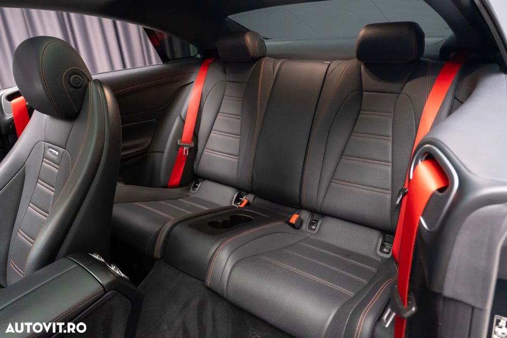 Mercedes-Benz E 53 AMG 4Matic Coupe AMG Speedshift 9G-TRONIC - 30