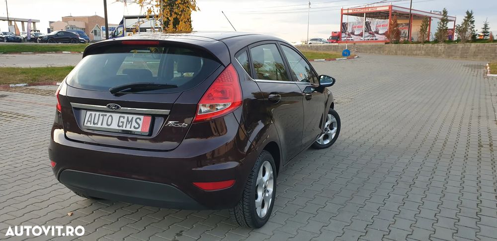 Ford Fiesta 1.25i Titanium - 4