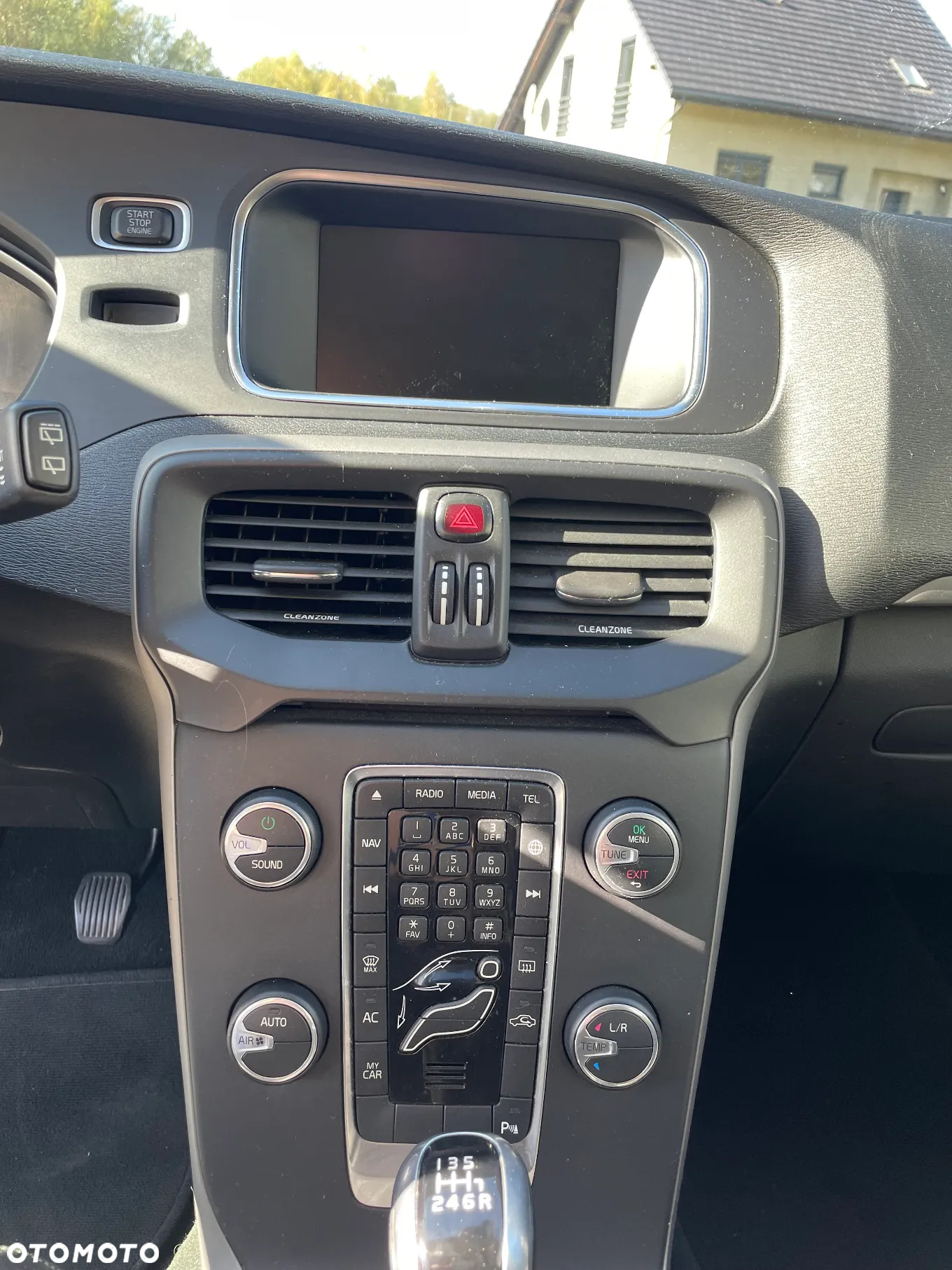 Volvo V40 D2 Kinetic - 6