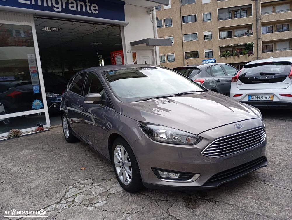 Ford Focus 1.0 EcoBoost S&S Aut. Titanium - 3
