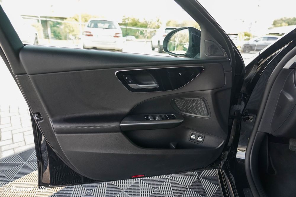 Mercedes-Benz C 300 - 49