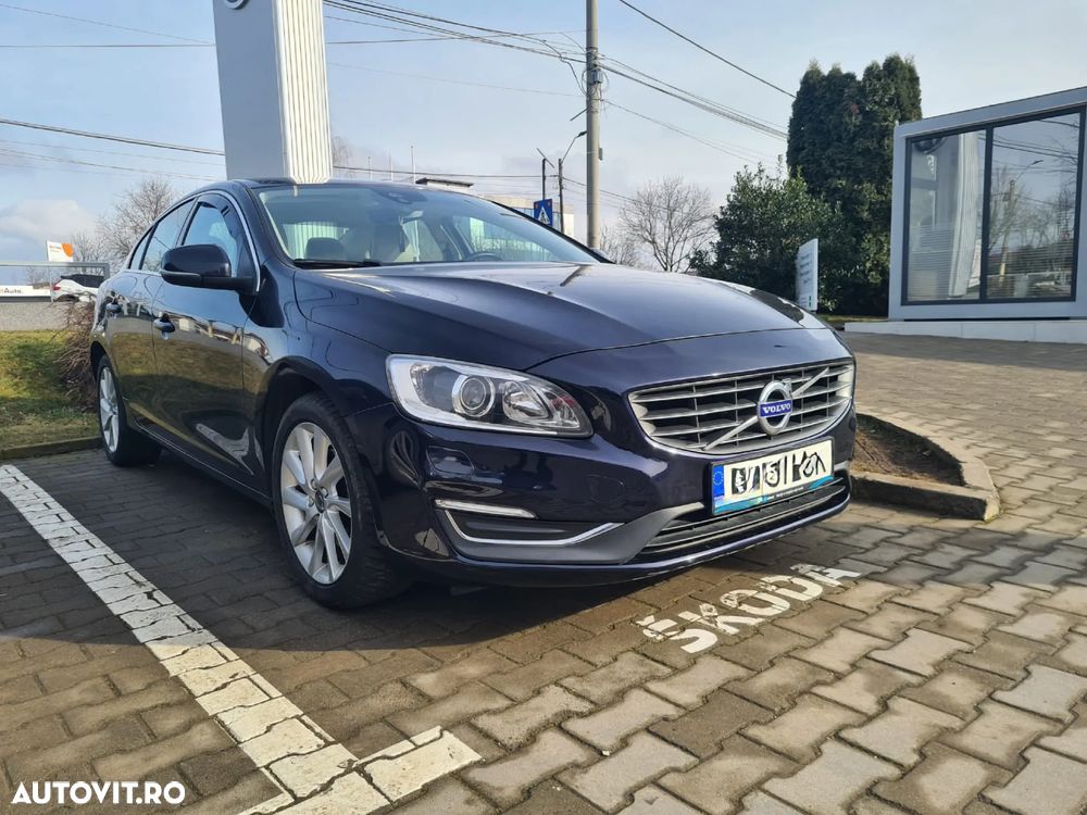 Volvo S60 D4 Momentum - 1