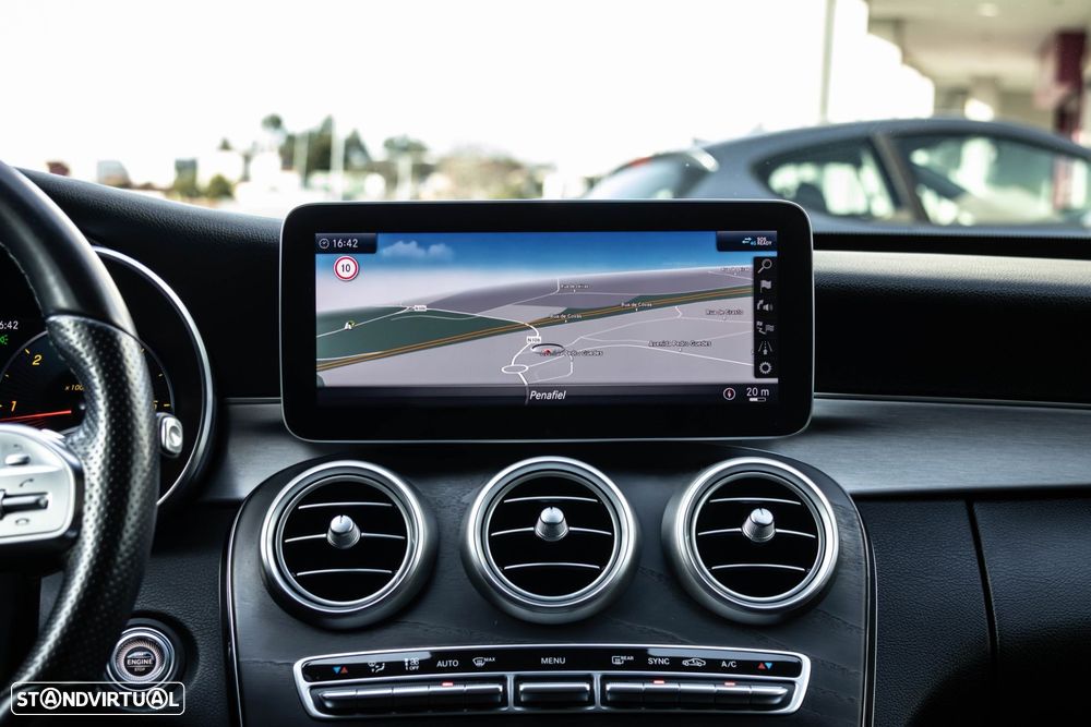 Mercedes-Benz C 220 d AMG Line - 27