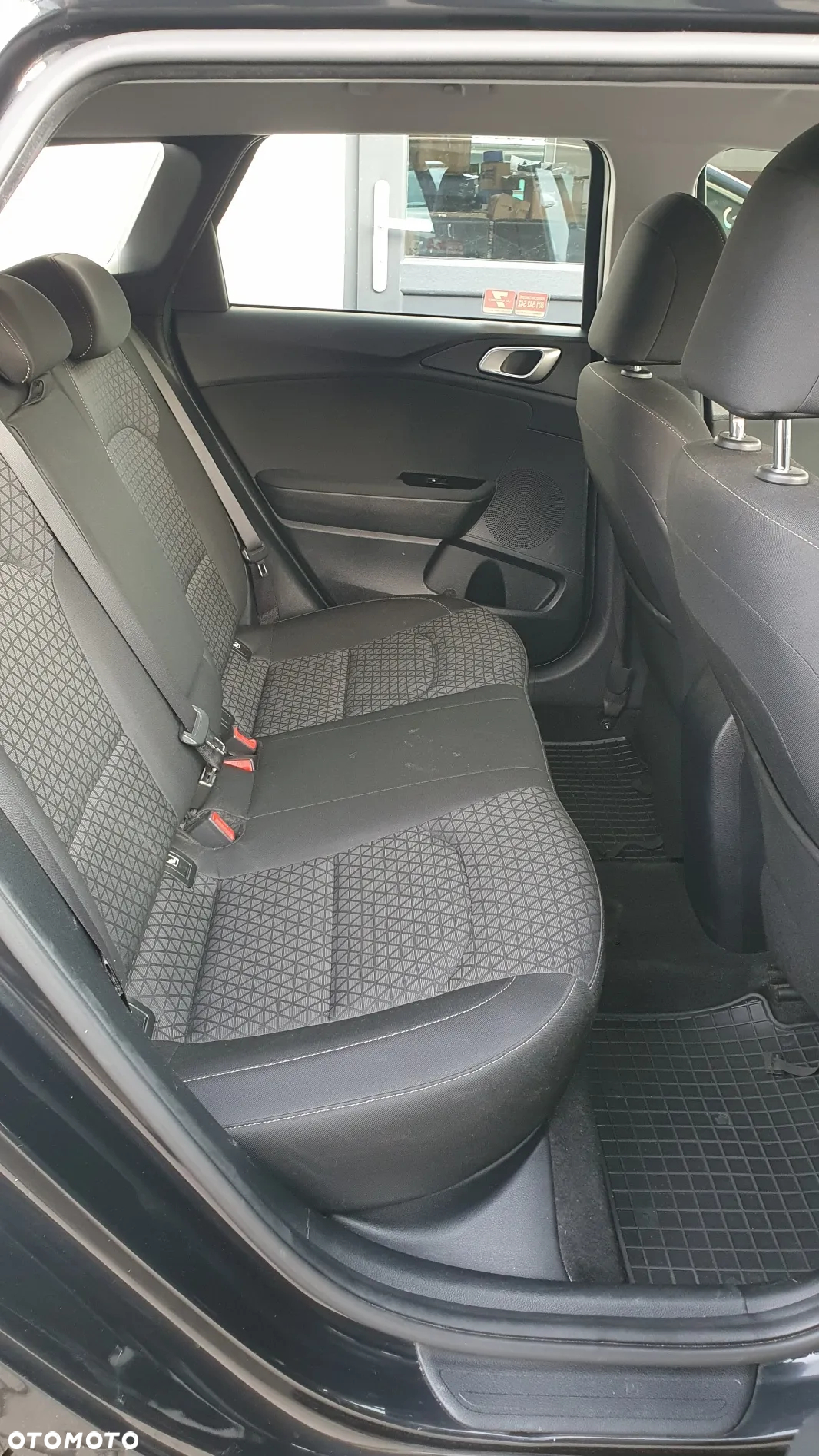 Kia Ceed 1.6 CRDi SCR M - 22
