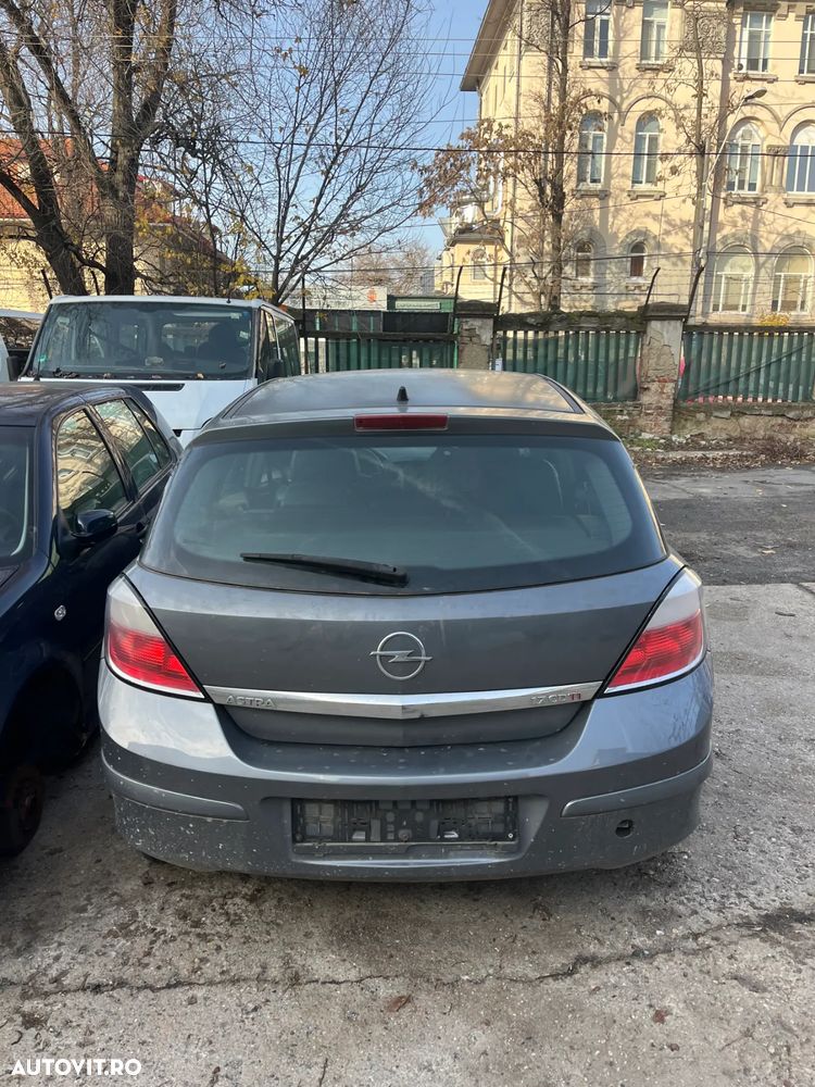 Dezmembrez Opel Astra H Z155 1,7 CDTI 2006 gri inchis - 8