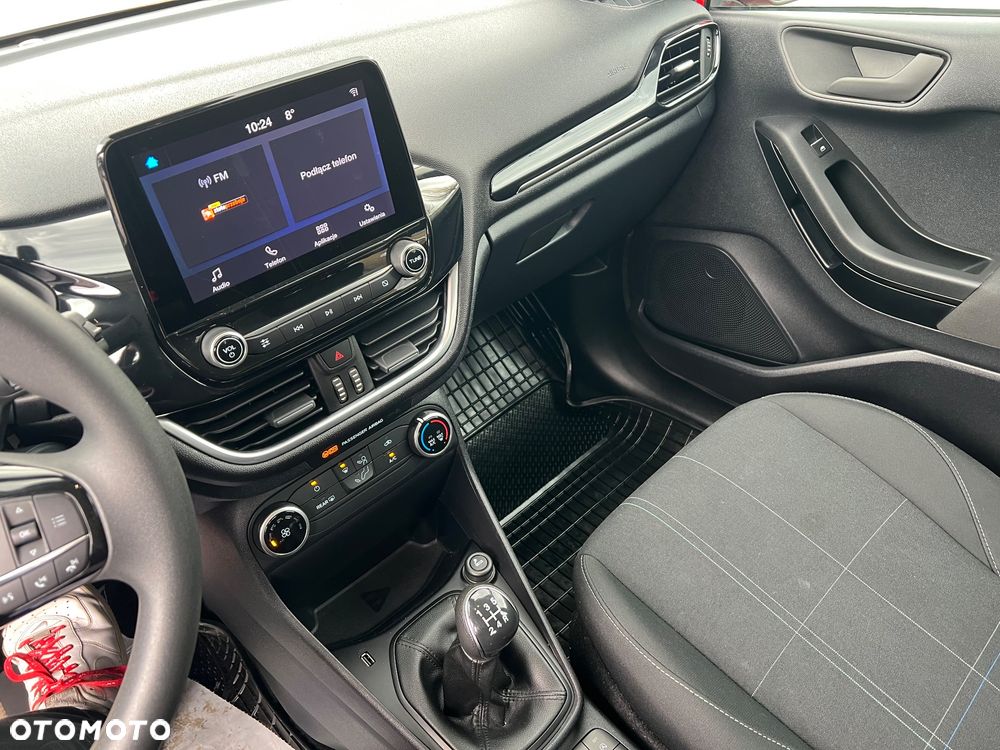 Ford Fiesta 1.1 S&S TITANIUM - 23