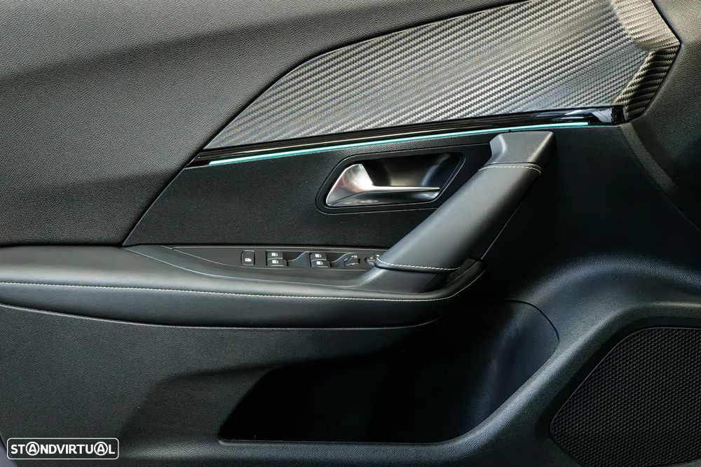 Peugeot e-2008 GT - 26