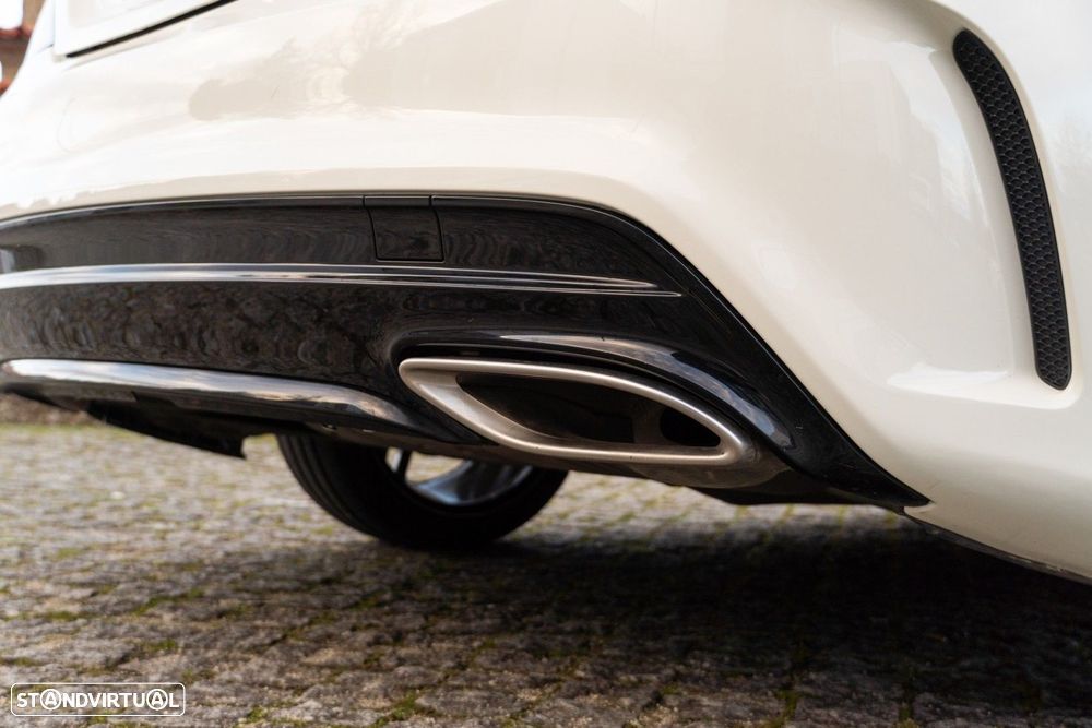 Mercedes-Benz CLA 180 d Shooting Brake AMG Line - 23