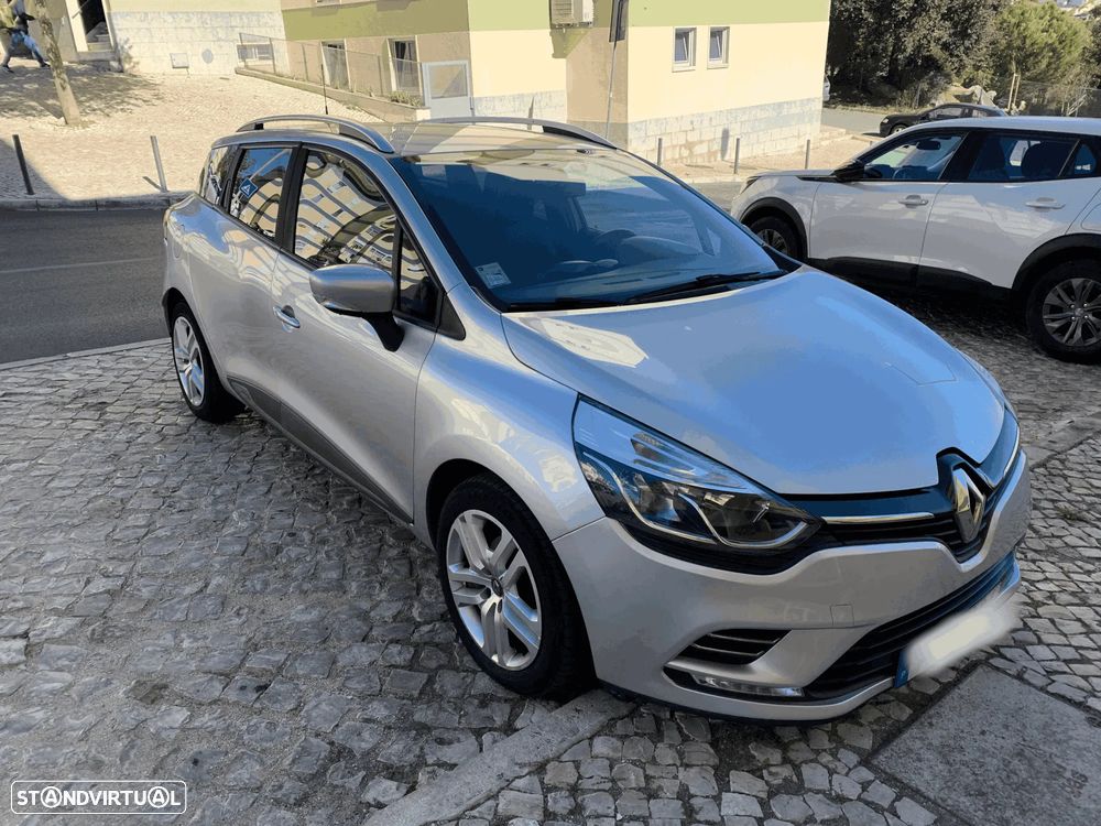 Renault Clio - 5