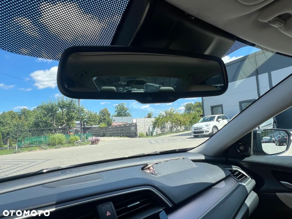 Honda Civic 1.5 T Executive CVT - 33