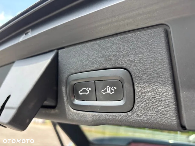 Volvo XC 60 T5 AWD Inscription - 29