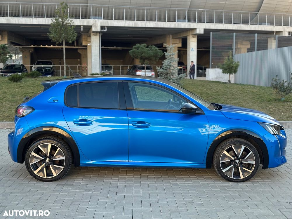 Peugeot 208 e-208 GT Pack - 3