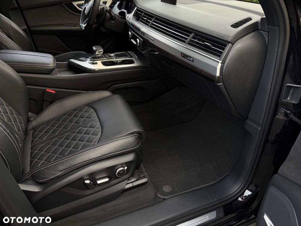 Audi SQ7 4.0 TDI Quattro Tiptronic - 34