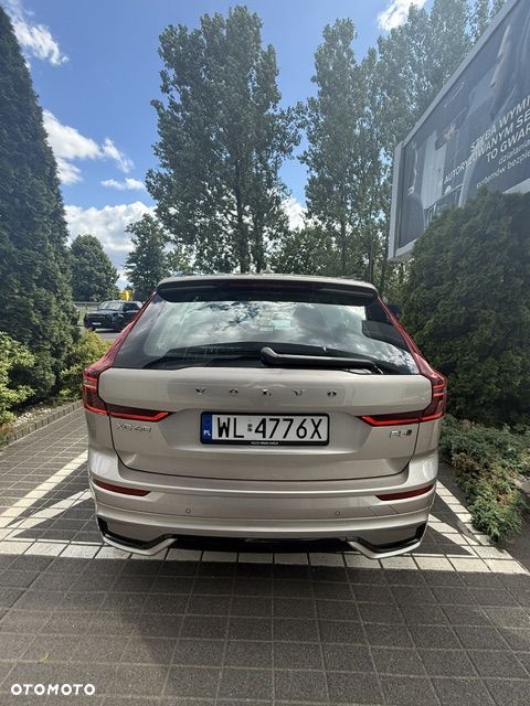 Volvo XC 60 B5 B AWD Plus Dark - 12