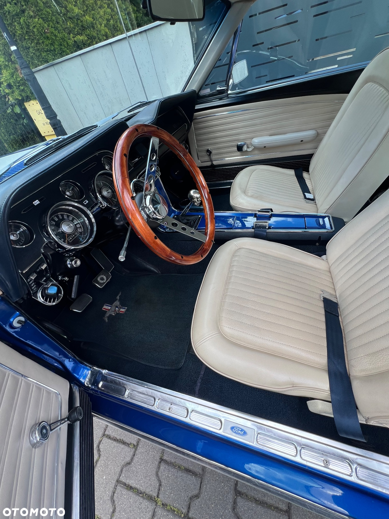 Ford Mustang - 10