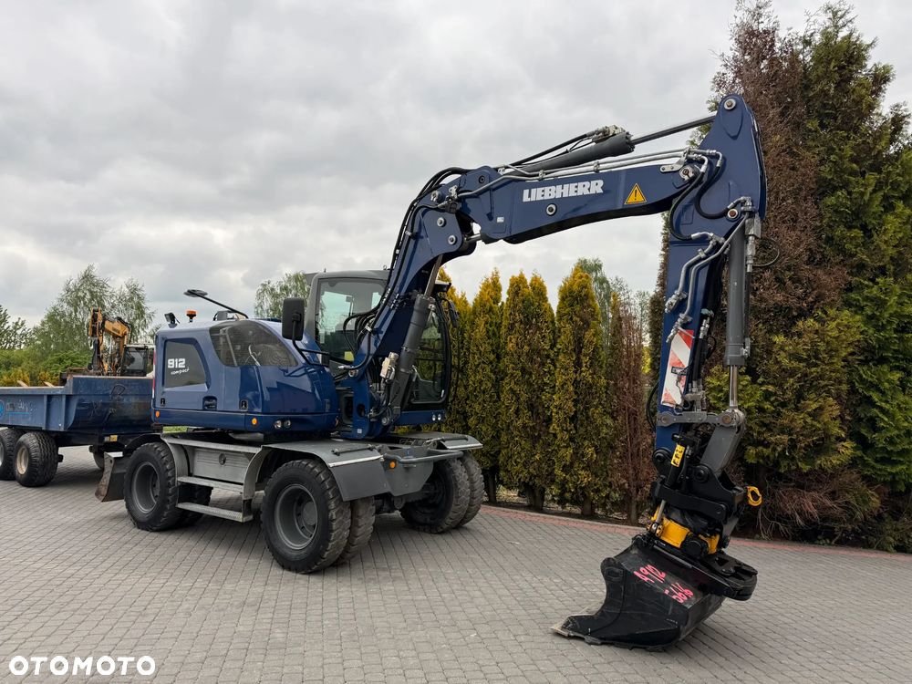 Liebherr 912 Rototilt + Szczypce - 6
