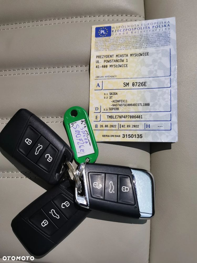 Skoda Superb 2.0 TSI 4x4 DSG L&K - 33