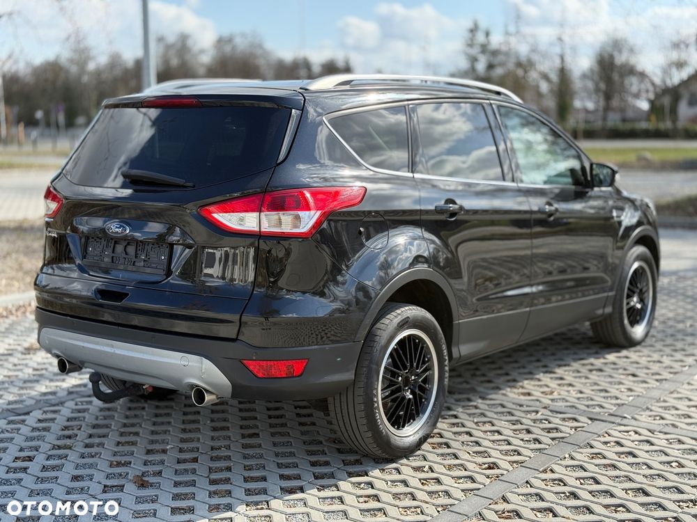 Ford Kuga 2.0 TDCi 4x4 Titanium - 4