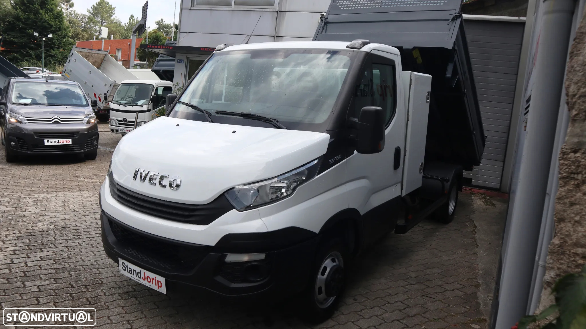 Iveco Daily 3.0 35C15 Basculante - 4
