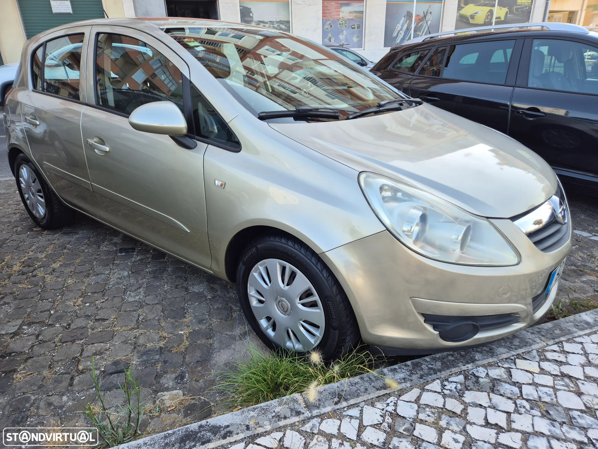 Opel Corsa 1.2 Enjoy - 3