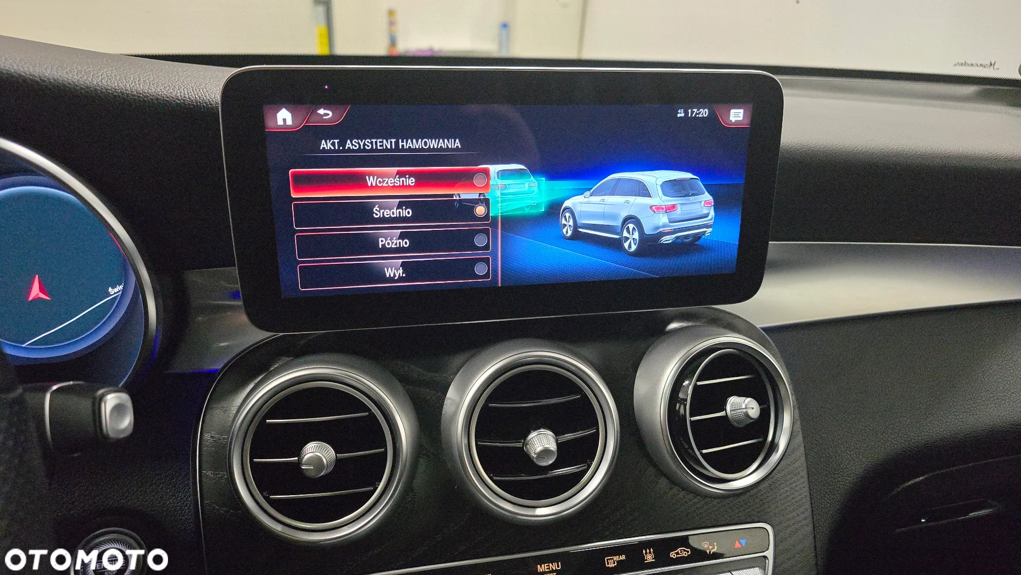 Mercedes-Benz GLC 300 de 4Matic 9G-TRONIC AMG Line - 30