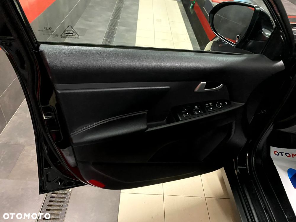 Kia Sportage 1.6 GDI L 2WD - 12
