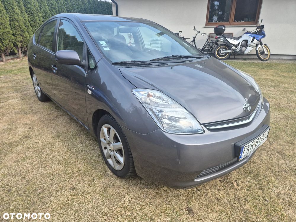 Toyota Prius - 1