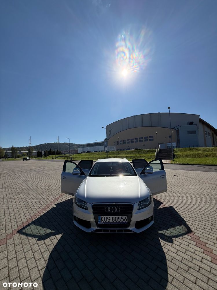 Audi A4 Avant - 16