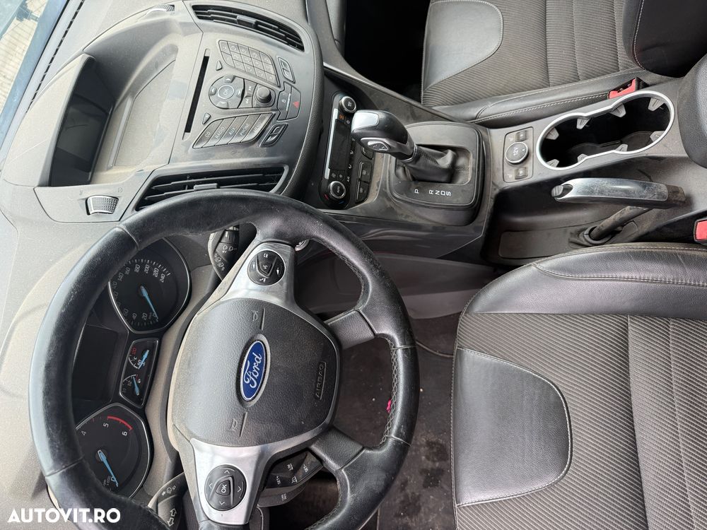 Ford Kuga 2.0 TDCi 4WD Powershift Titanium - 7