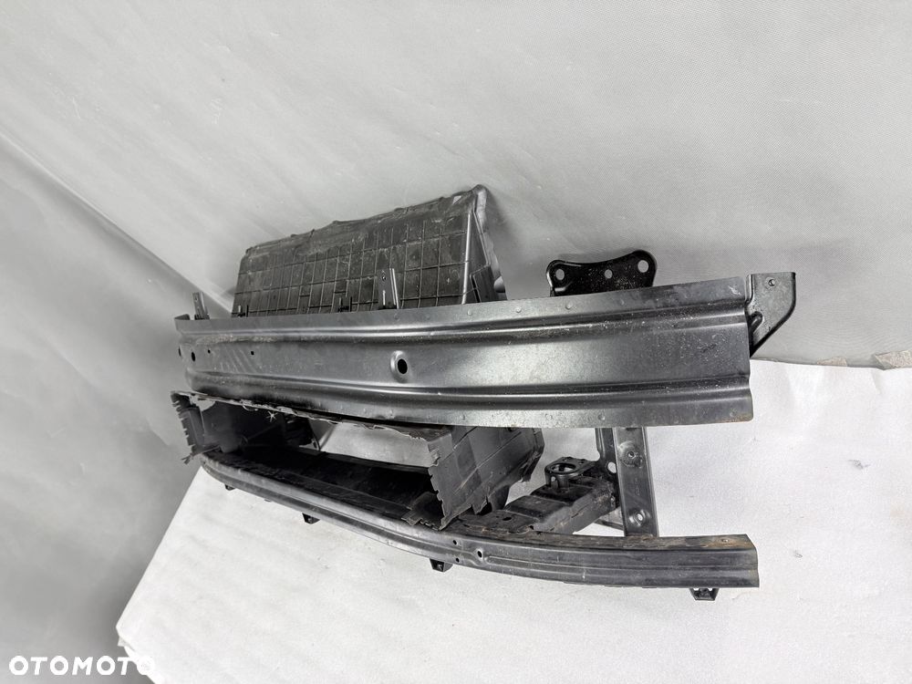 Wzmocnienie zderzaka przedniego belka przednia MG MG4 ev 10993002 - 2