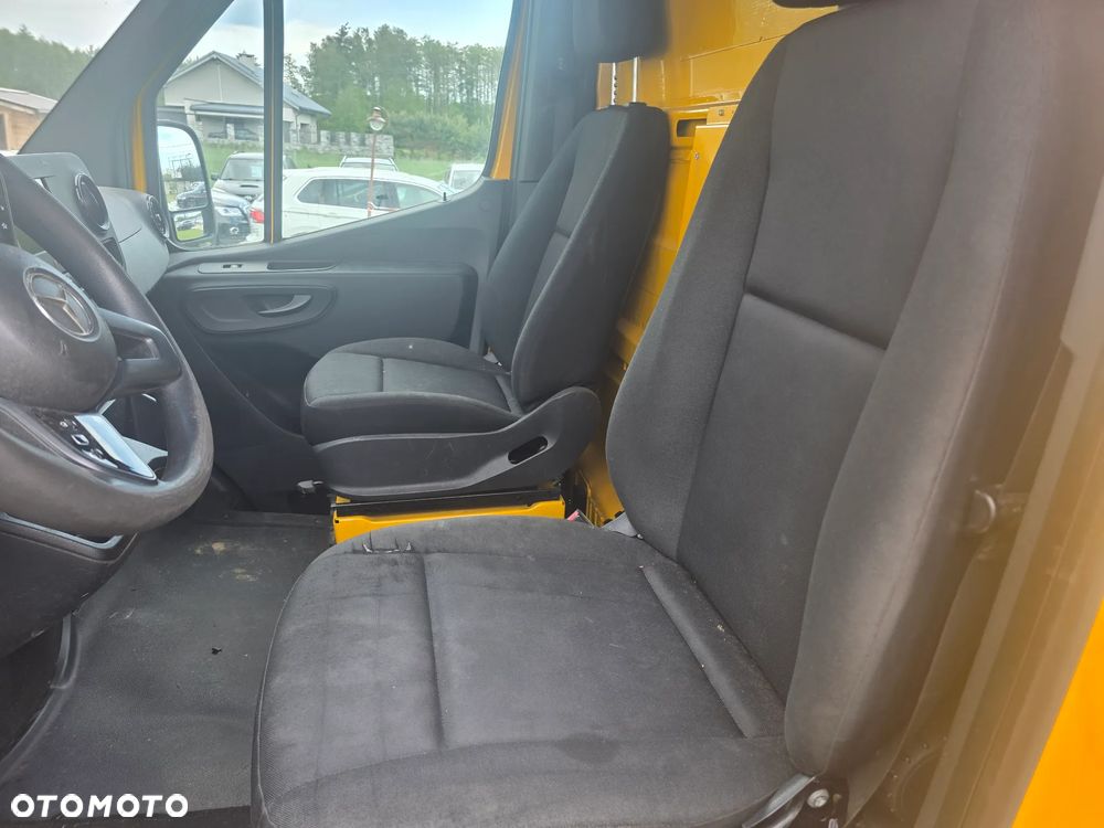 Mercedes-Benz SPRINTER - 8