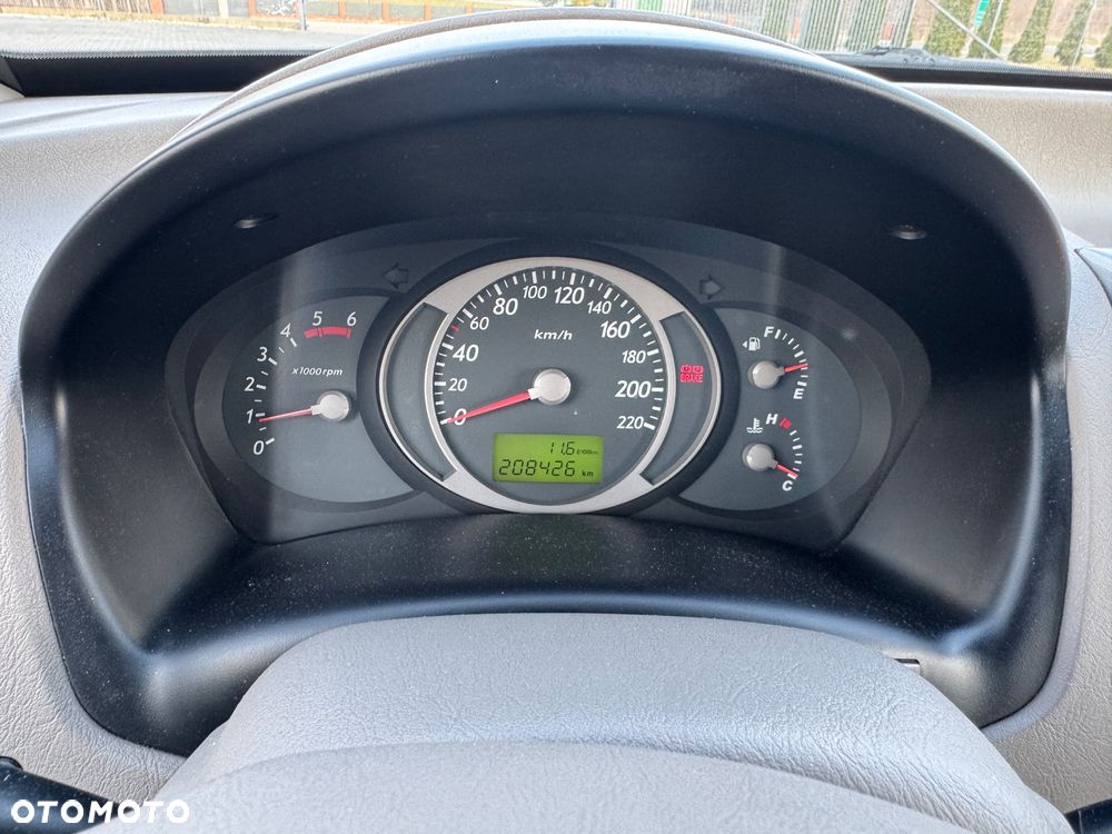 Hyundai Tucson 2.0 CRDi Active - 14