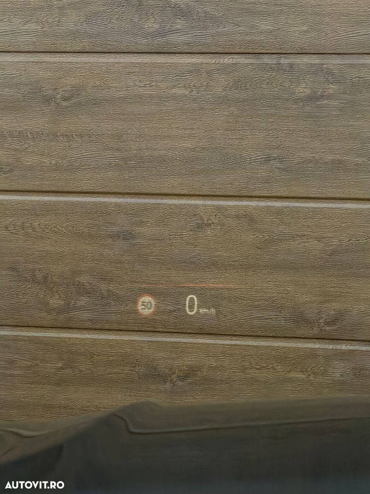 BMW Seria 3 318d Aut. Sport Line - 35