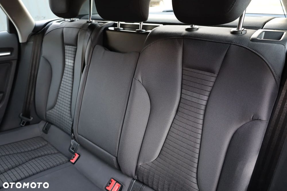 Audi A3 Sportback 1.5 TFSI cylinder on demand S tronic sport - 17