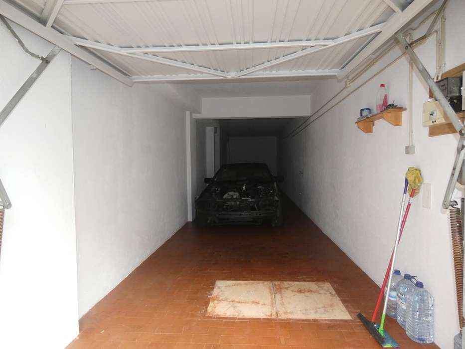 Garagem com 44 m² em Massamá – Capacidade para 3 Viaturas - Grande imagem: 4/22