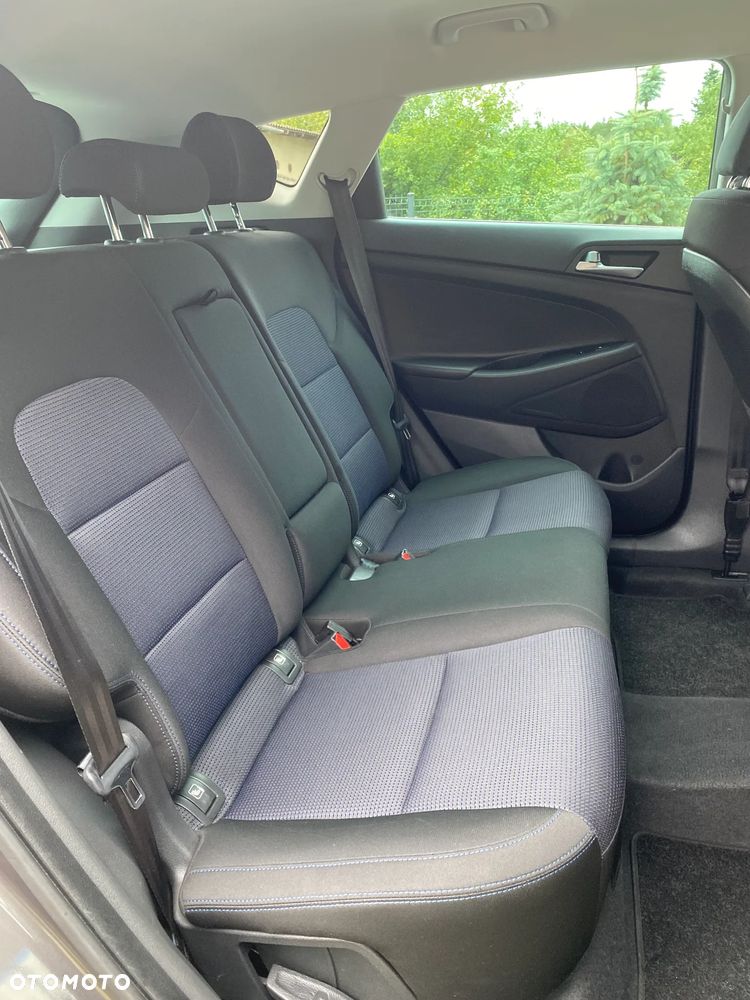 Hyundai Tucson 1.6 GDI BlueDrive GO 2WD - 16