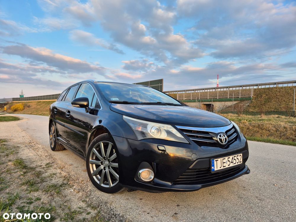 Toyota Avensis 2.2 D-CAT Prestige - 1