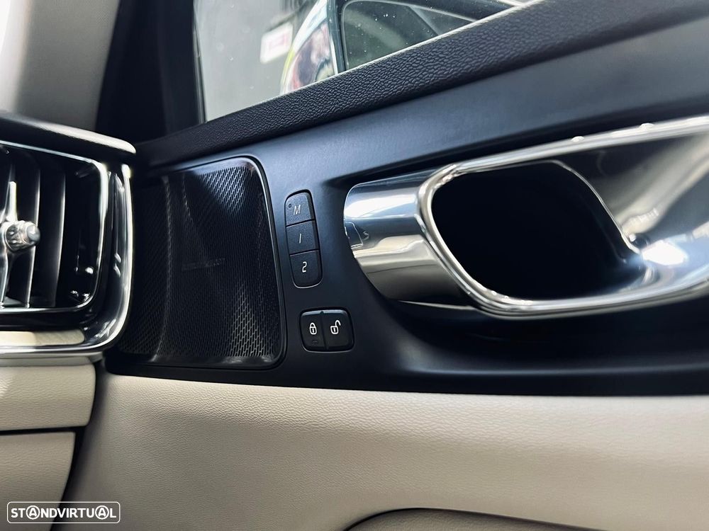 Volvo V60 2.0 D3 Inscription Geartronic - 30